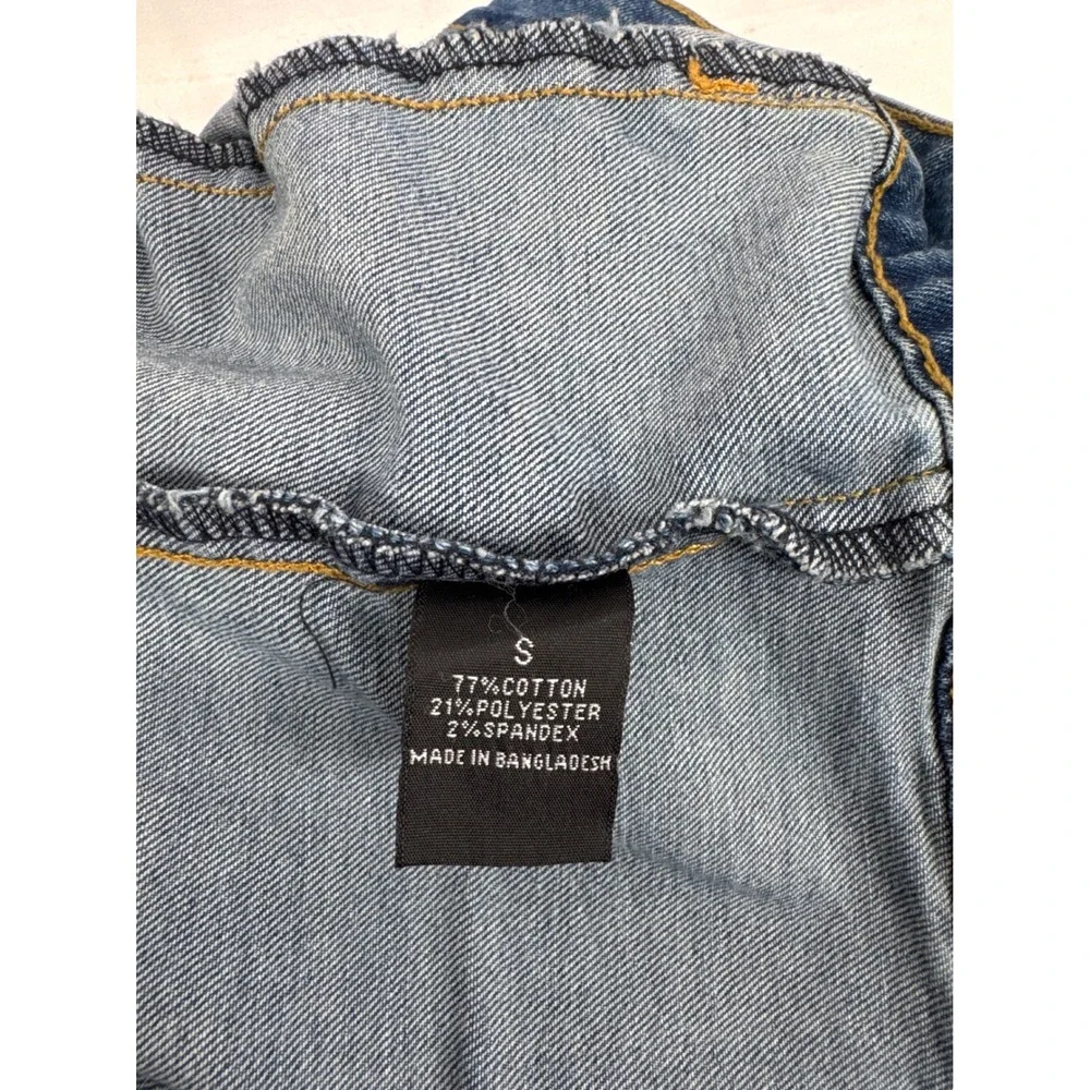 Baccini Women's Denim Jacket Embroidered Birds Humming Roses Butterflies Small - Picture 7 of 9